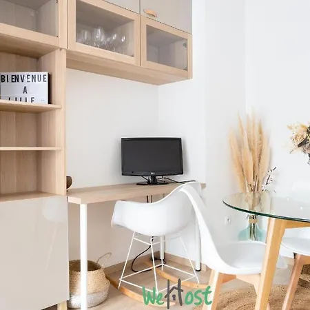 Guet - 2 - Ci - 2 Pieces Avec Balcon Et Parking Apartmán Lille